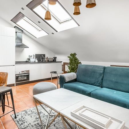 Limehome Granada Calle Santa Ana ภายนอก รูปภาพ