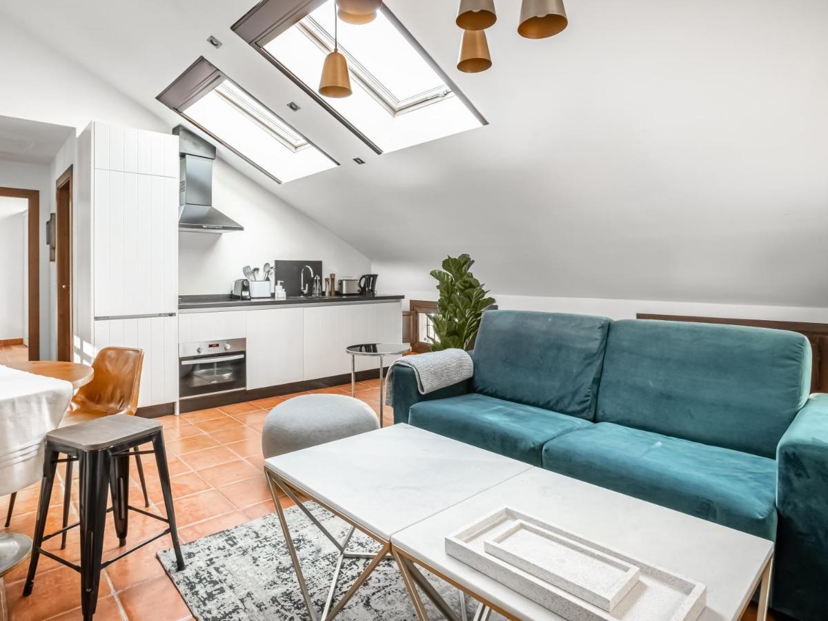 Limehome Granada Calle Santa Ana ภายนอก รูปภาพ